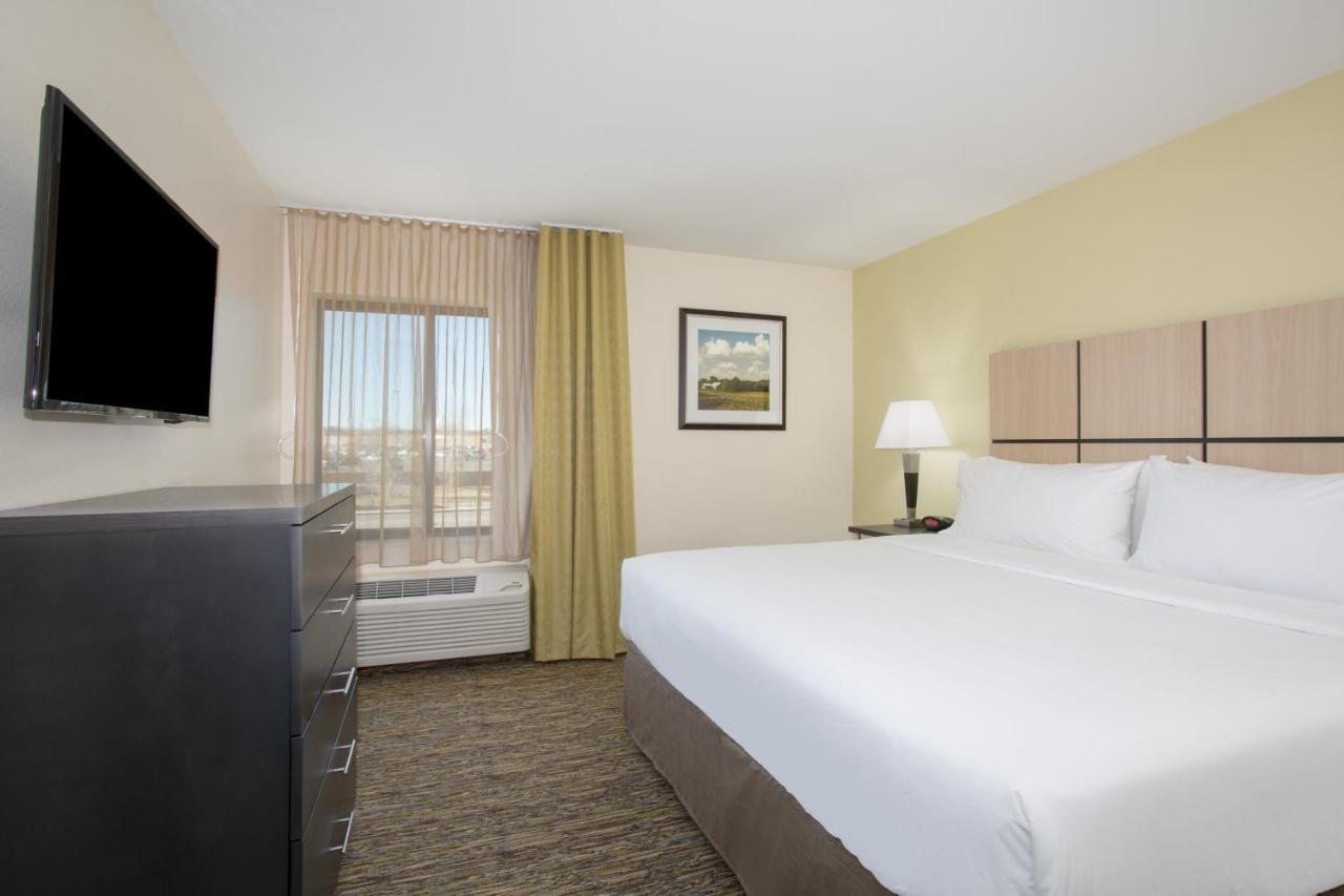 Candlewood Suites Pueblo By Ihg Ngoại thất bức ảnh