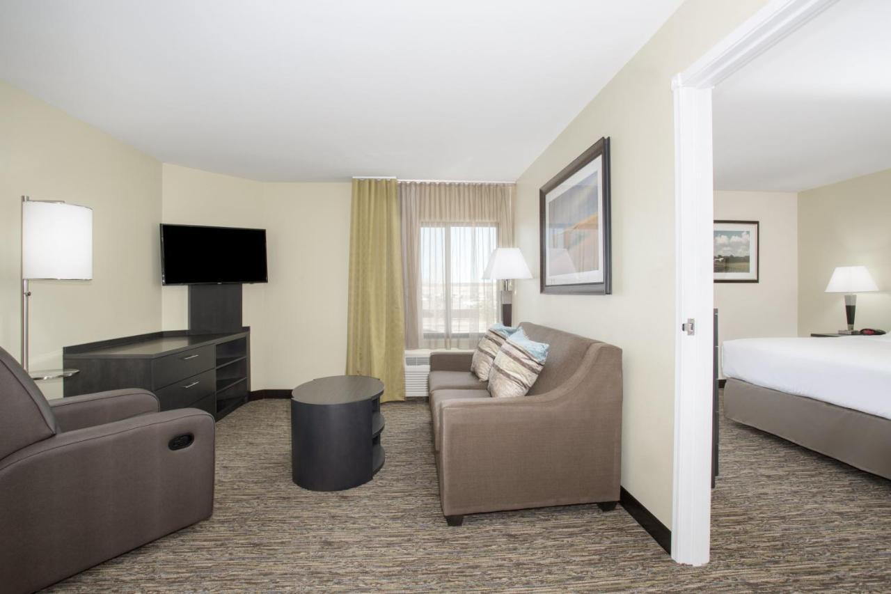 Candlewood Suites Pueblo By Ihg Ngoại thất bức ảnh